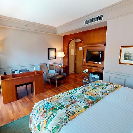 Hotel Gran Estanplaza Berrini São Paulo Exteriér fotografie A room at the hotel