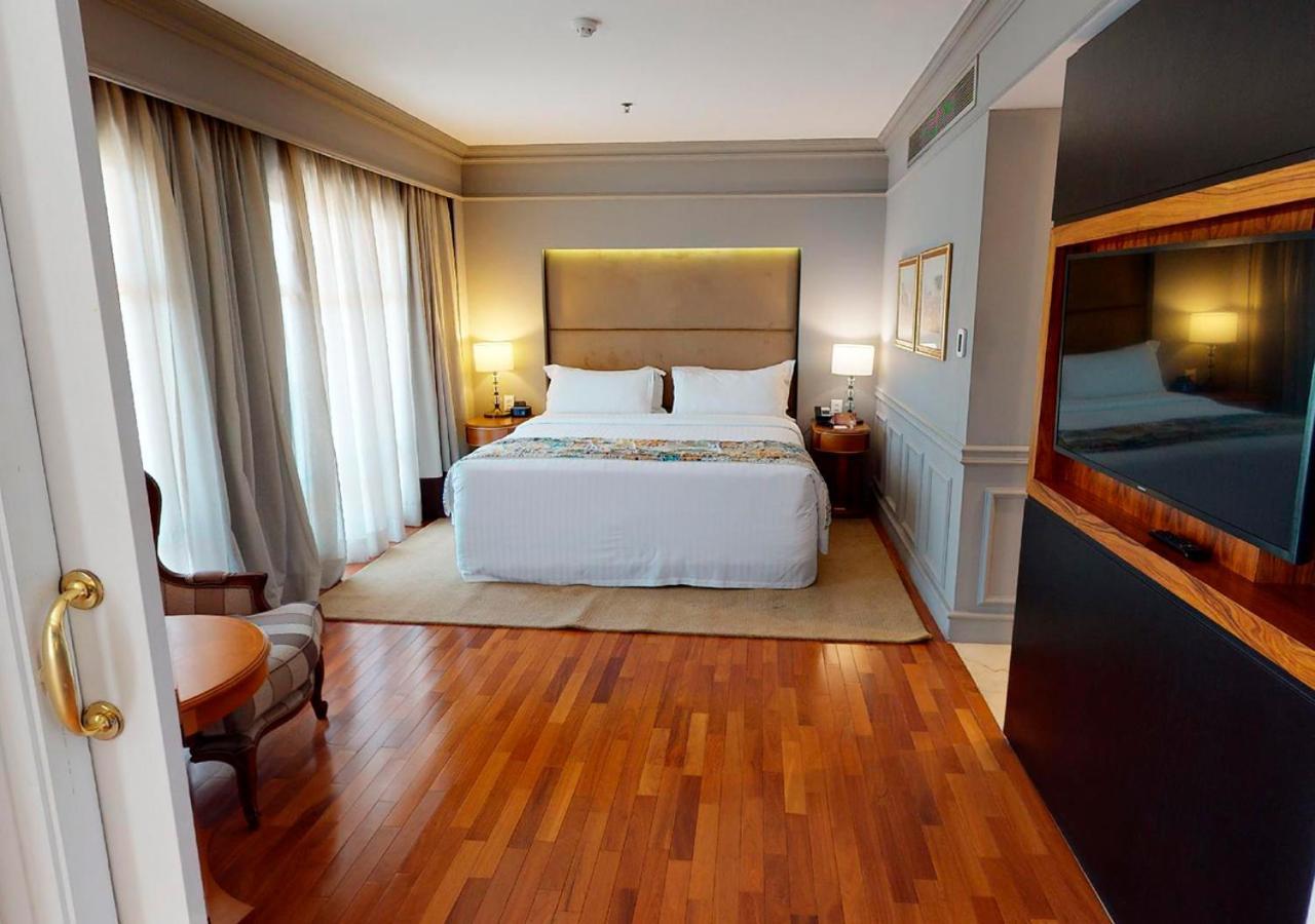 Hotel Gran Estanplaza Berrini São Paulo Exteriér fotografie A bedroom at the hotel